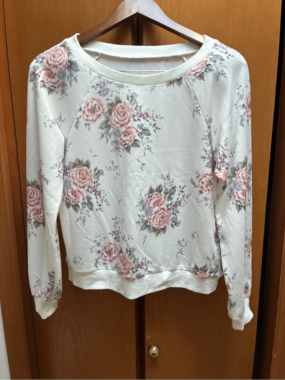 Women's Cream Floral Print Pullover & Shorts Set